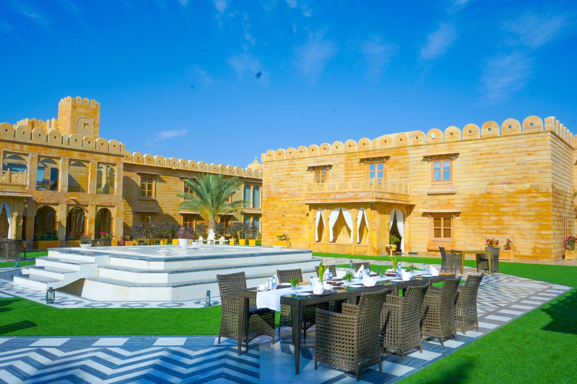 Fort Rajwada,Jaisalmer Buitenkant foto