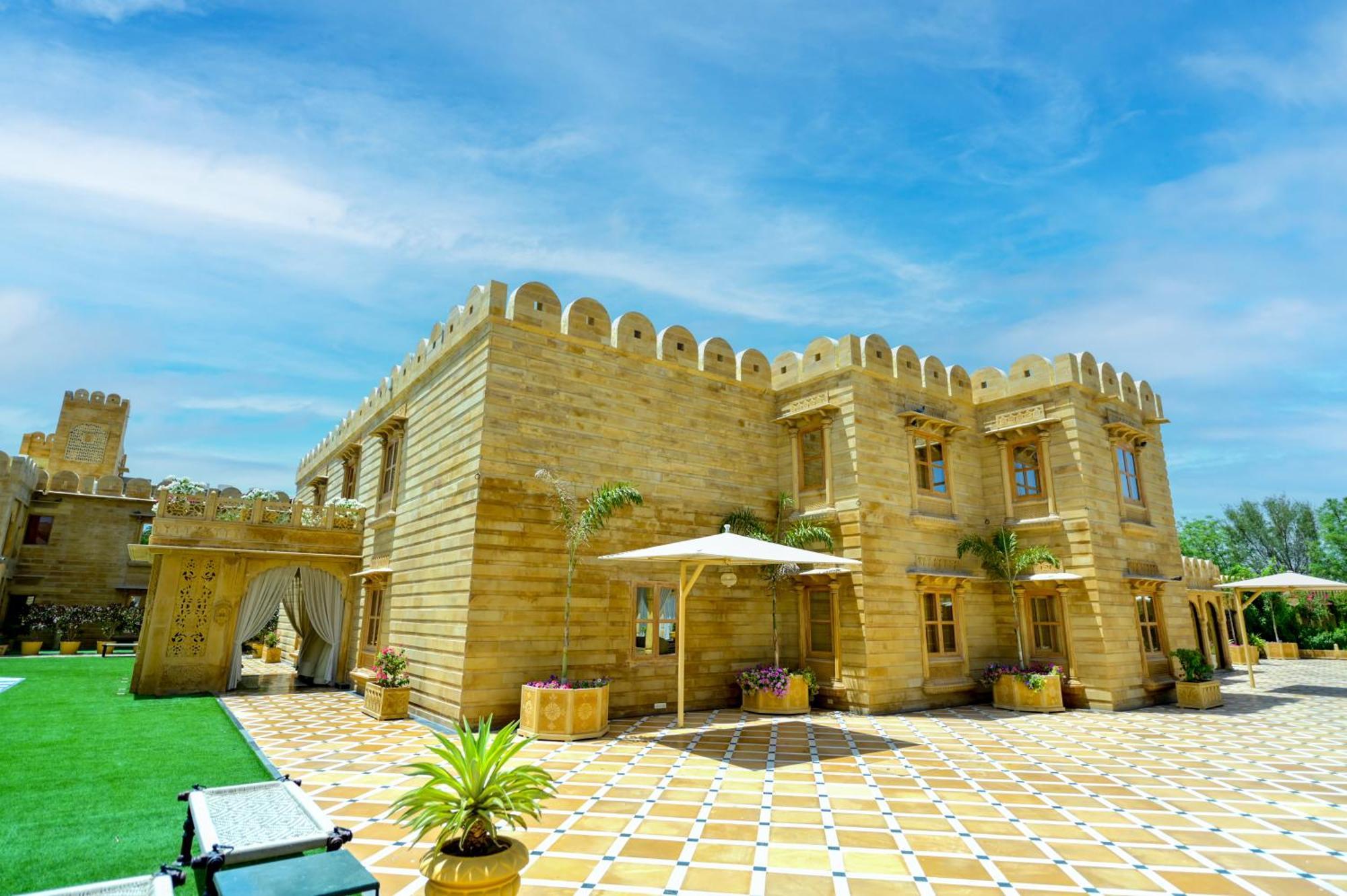 Fort Rajwada,Jaisalmer Buitenkant foto